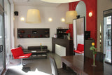 Le salon de coiffure Vania Laporte - Rue Vital Carles en 2005