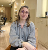 Portrait de Marie, coiffeuse polyvalente au salon Eponyme à Caudéran